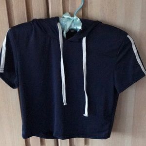 Cropped athletic sweat-tee